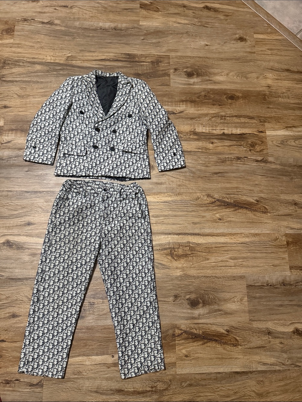 Two-Piece Inspired Suit